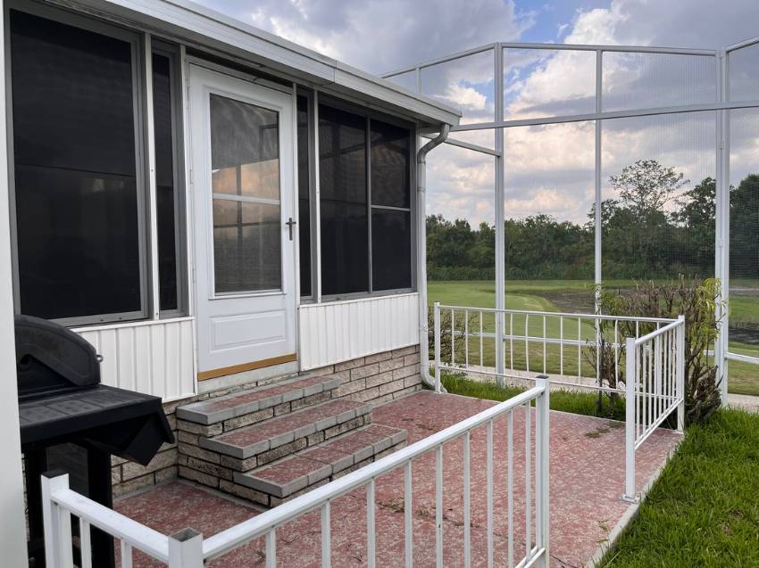 1276 Las Brisas Lane a Winter Haven, FL Mobile or Manufactured Home for Sale